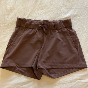 Lululemon On The Fly shorts 6